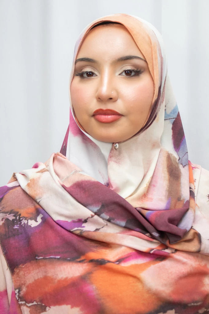 Aquarel print hijab Rood - Detail stof | byOumich