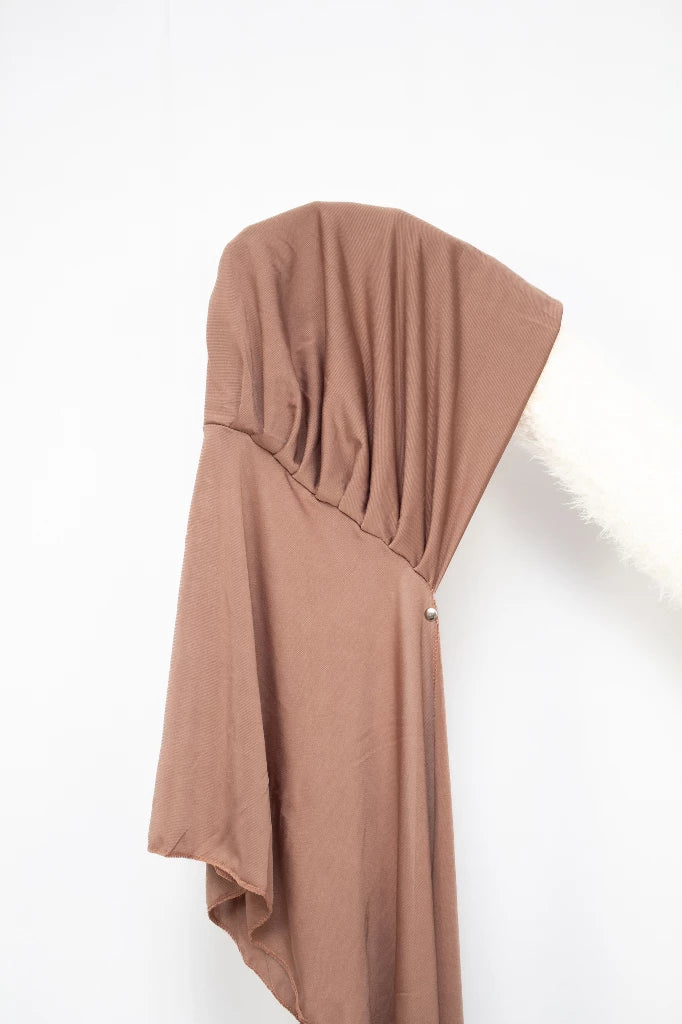 Instant Hijab met Knopen - Eenvoudig te Dragen byOumich