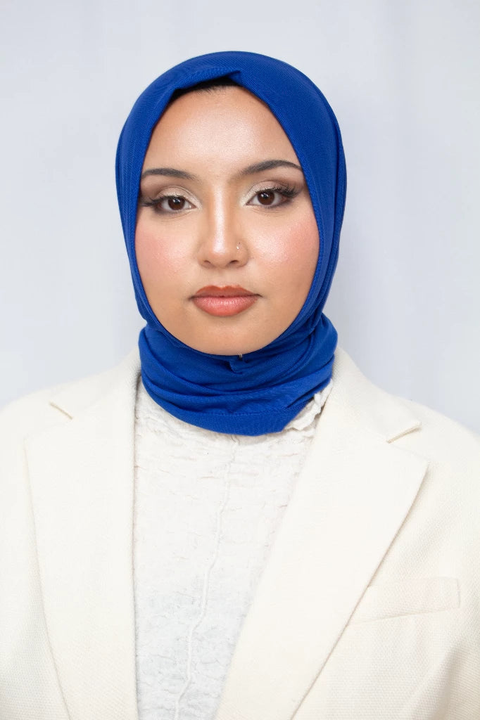 Instant Hijab met Knopen - Eenvoudig te Dragen byOumich