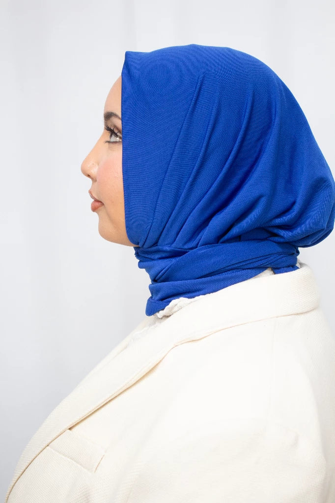 Instant Hijab met Knopen - Eenvoudig te Dragen byOumich