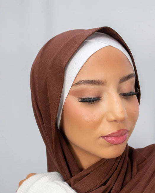 Gekruiste Onder-Hijab byOumich
