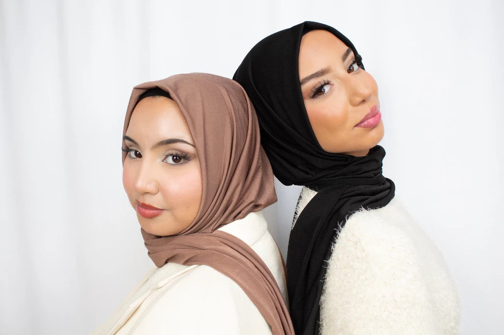 Instant Hijab met Knopen - Eenvoudig te Dragen byOumich