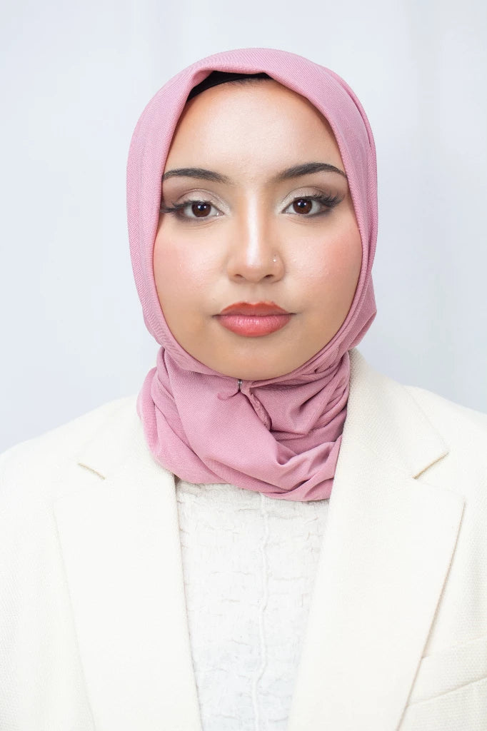 Instant Hijab met Knopen - Eenvoudig te Dragen byOumich