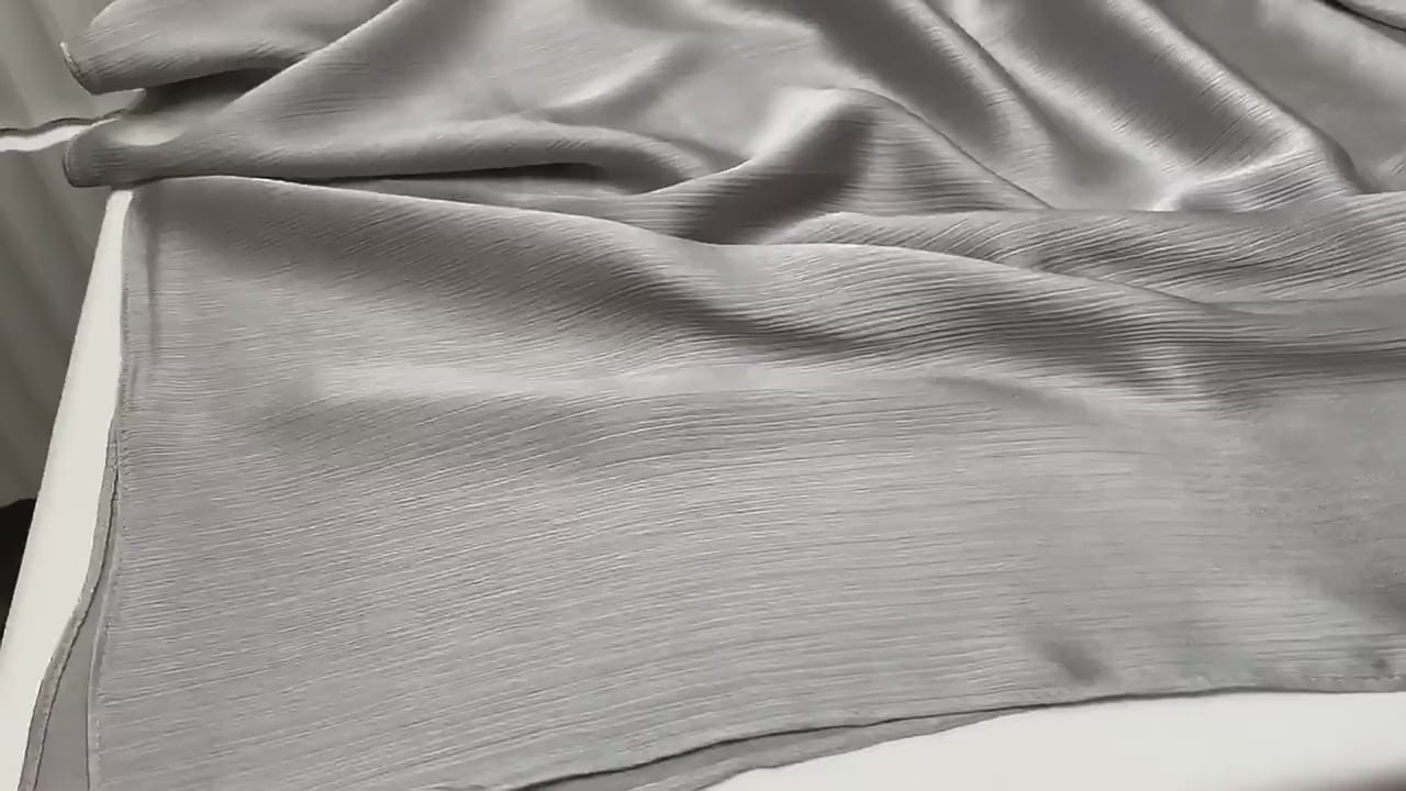 Satin Plissé Hijab